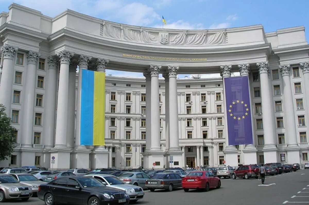    В МИД Украины подтвердили, что погибшие в Германии украинцы были военными