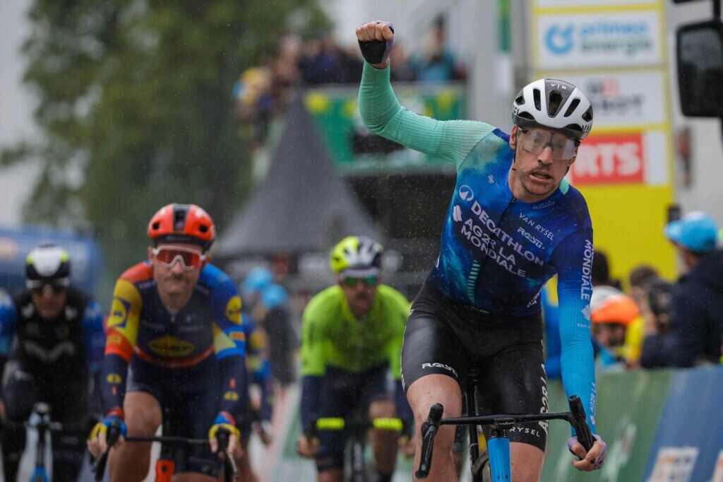 Vernier — Swiss — cycling — cyclisme — radsport — wielrennen — Dorian Godon (FRA — Decathlon AG2R La Mondiale Team) — Simone Consonni (ITA — Lidl — Trek) pictured during Tour de Romandie 2024 — 77th Edition — stage-5 Vernier — Vernier 150,8 km — 28/04/2024 — Photo: Massimo Fulgenzi/SCA/Cor Vos © 2024  📷
