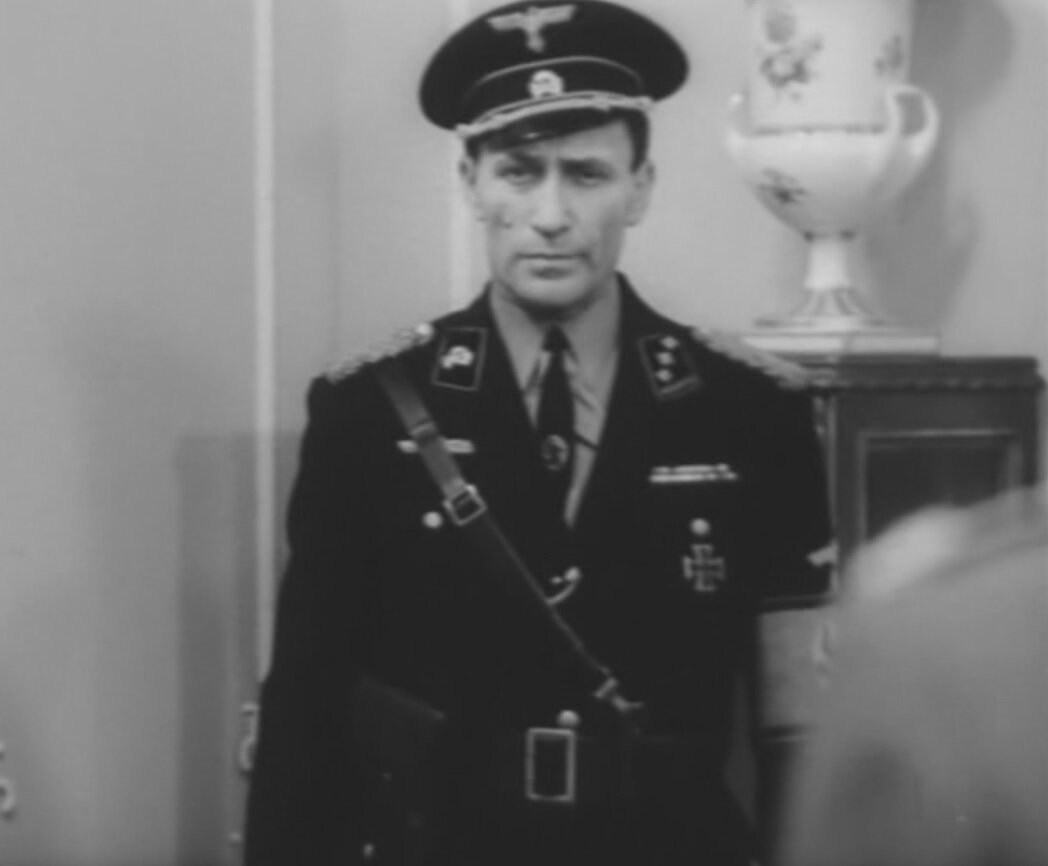 Немецкий "майор" Вайсс. Кадр из сериала