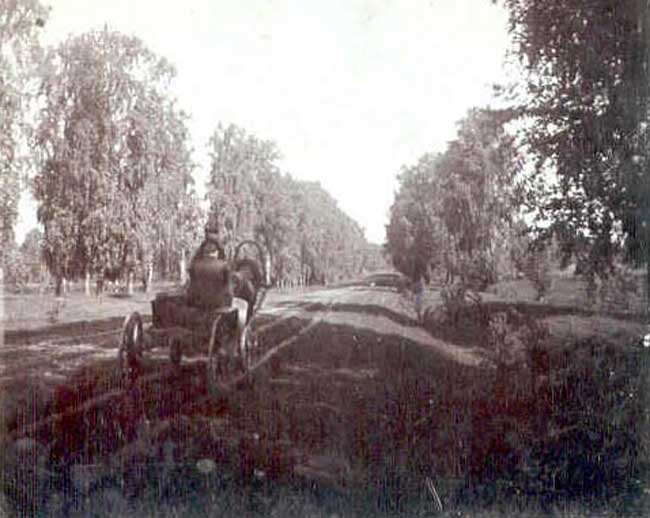 Сибирский тракт в окрестностях Кунгура. Конец XIX в.