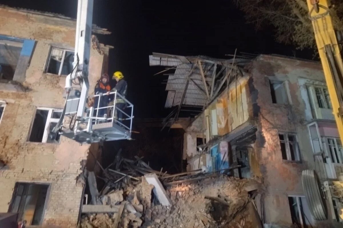    Обрушившийся дом на улице Молодогвардейской в Омске снесут полностью