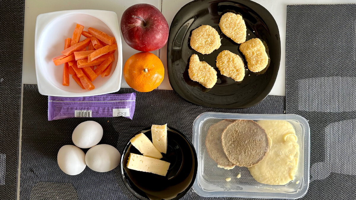 На фото наглядно показано, как выглядят 1000 калорий. Фото автора. Не так-то много, правда? Это все легко можно съесть за один прием пищи.