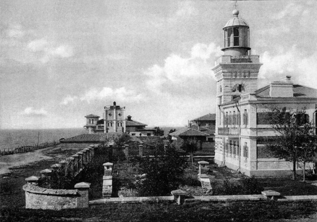 Маяк до 1943 года выглядел иначе..