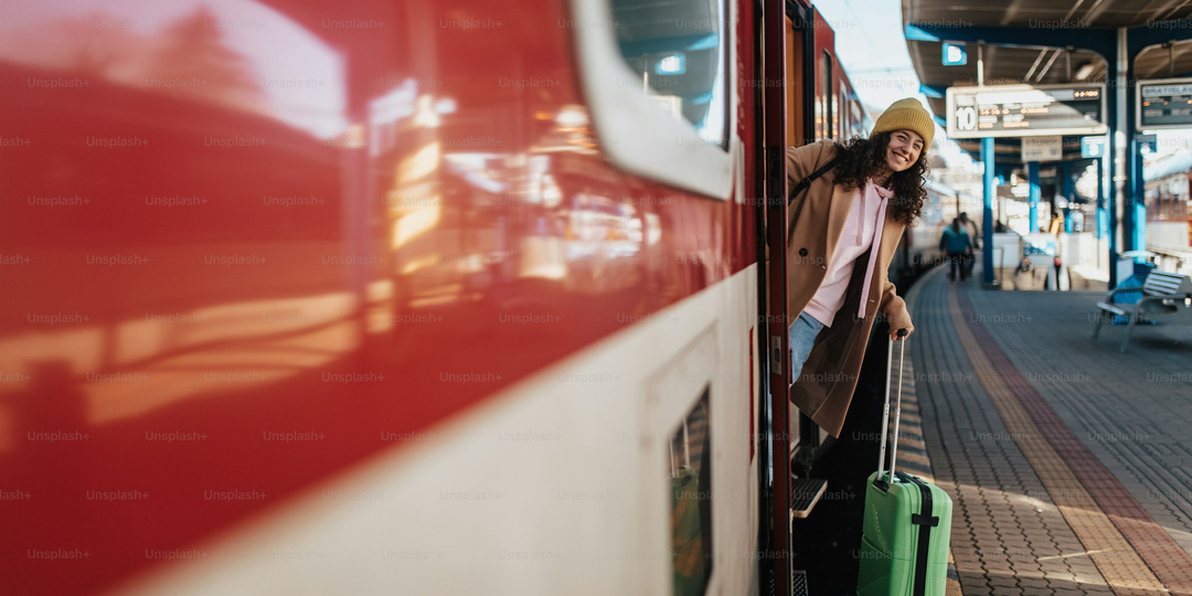 За сколько дней до поездки можно забронировать билет на поезд и нужно ли за это платить?