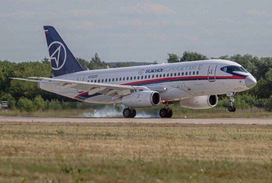    Sukhoi Superjet 100