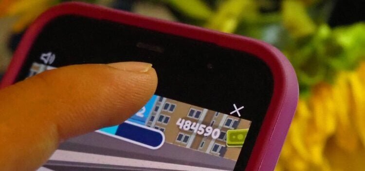    Иногда попасть в этот маленький крестик очень сложно. Изображение: ios.gadgethacks.com