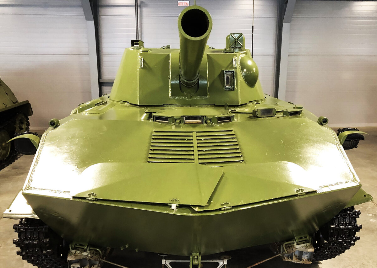 САО 2С9 "Нона С" со 120мм орудием 2А51. Технический центр Парка "Патриот".