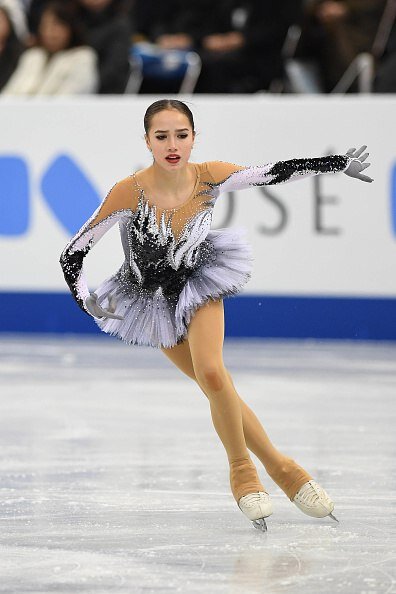 Алина Загитова «Черный Лебедь»