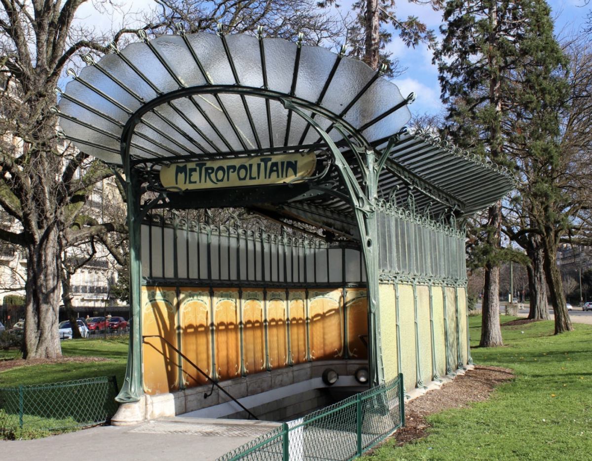 Эĸтор Гимар, Порт Дофин, вход в метро, 1900 год, Париж - повседневный памятник модерна