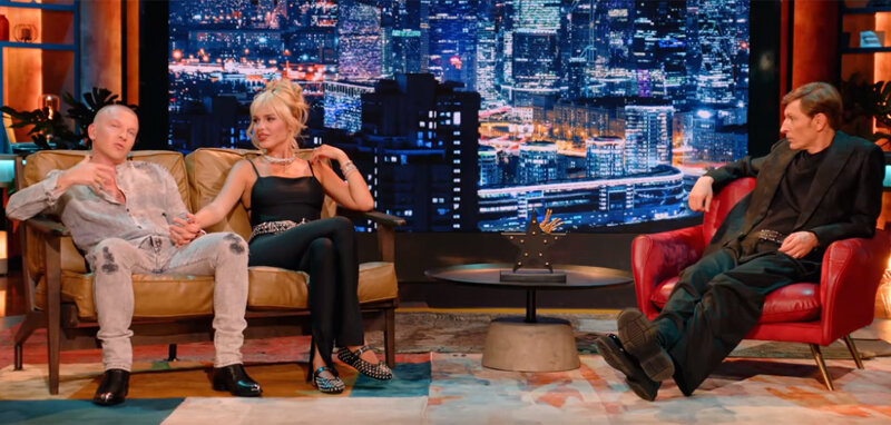    Пашу и Ханна на шоу Павла ВолиКадр из видео