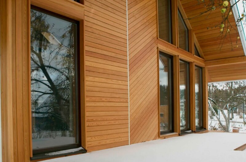 Фасад из лиственницы