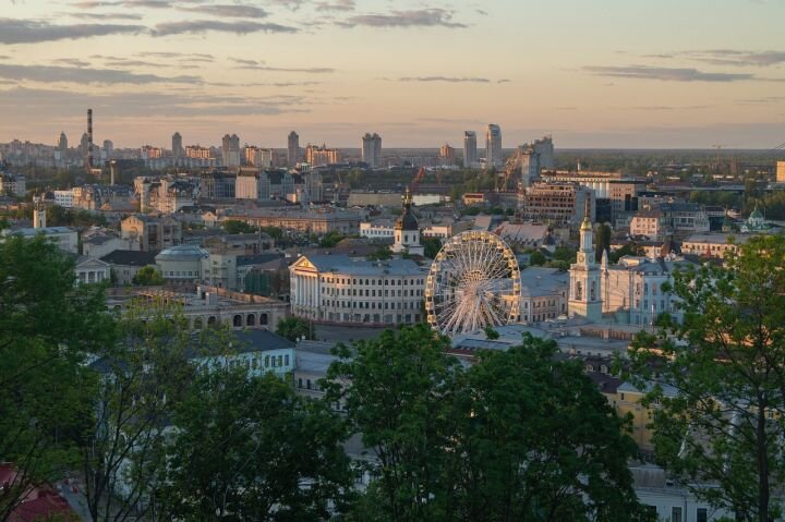 Власти Украины прокомментировали запрет на оказание консульских услуг мужчинам призывного возраста