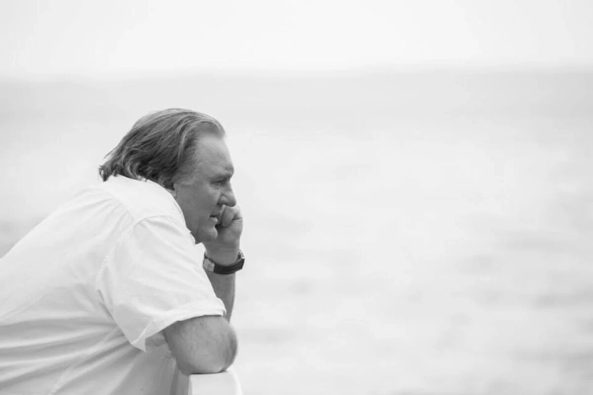    Во Франции задержали прописанного в Новосибирске Жерара Депардье