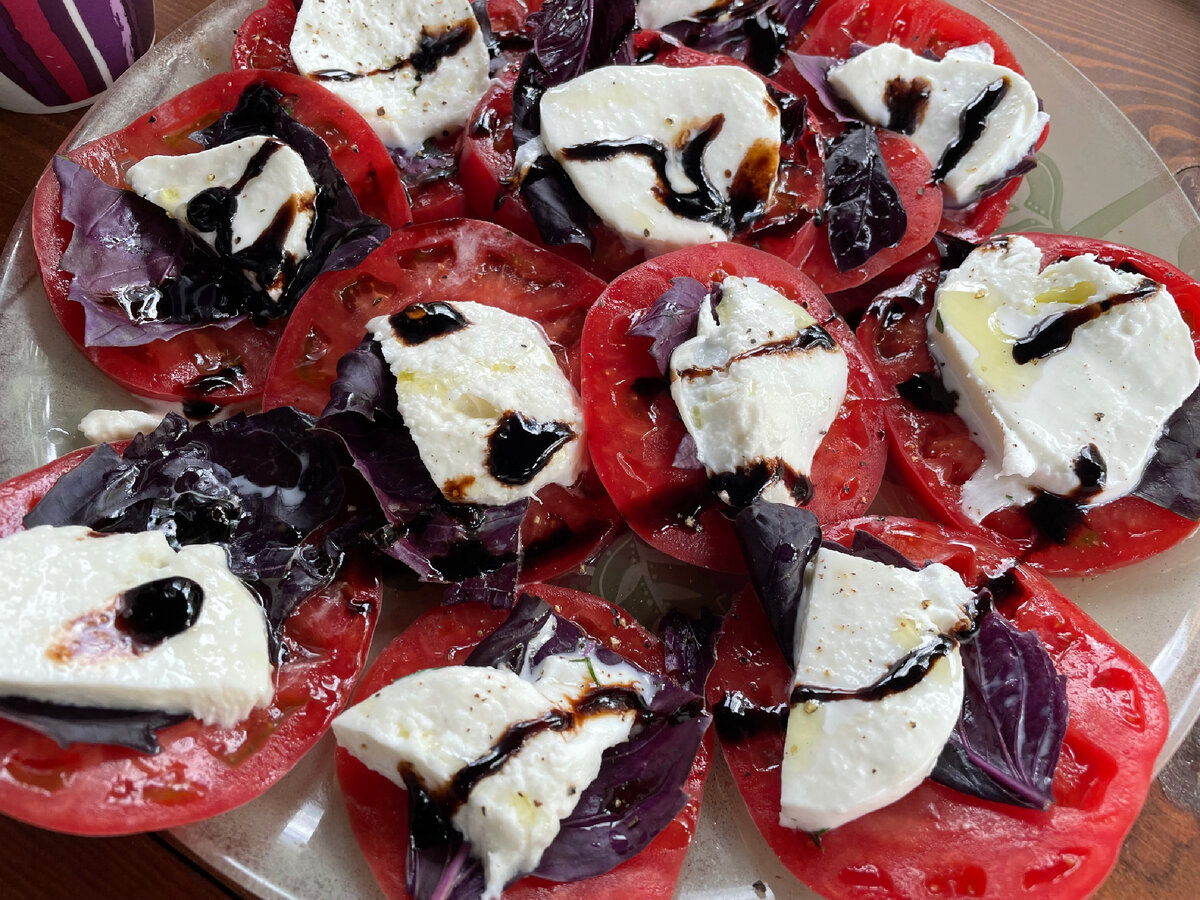 Салат "Капрезе"