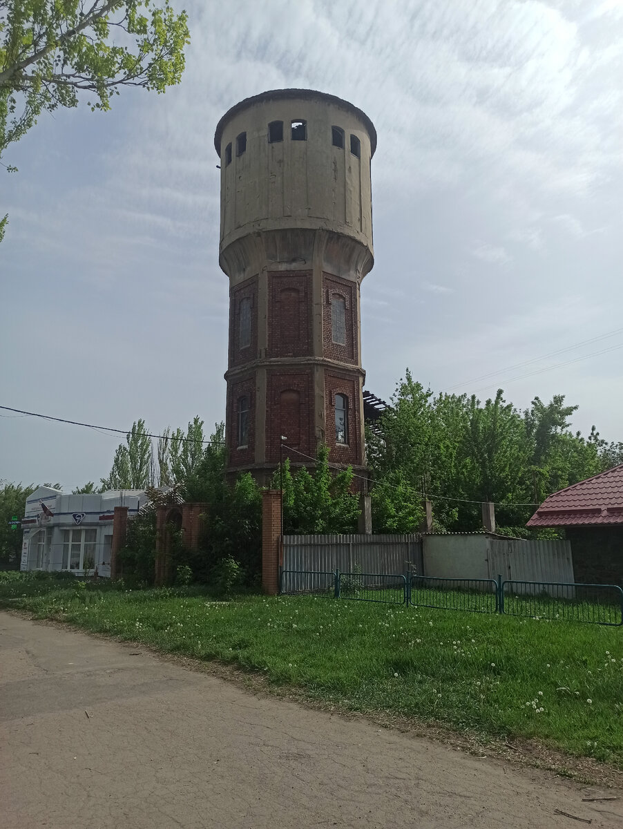 Велосипедизм по-донецки: Смолгора, Дом Юзов, дом помещика Нестерова,  сероводородный источник на Бахмутке и достопримечательности Евдокиевки. |  Артeмий Velobiker | Дзен