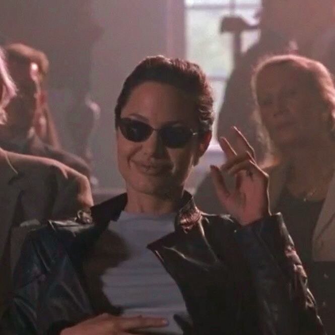 Анджелина Джоли - "Лара Крофт"