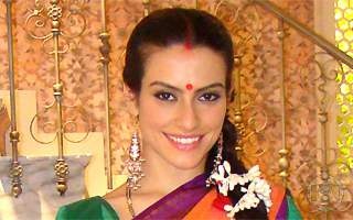 Красивая, но злая и завистливая индианка Сурия. Фото с интернета. 