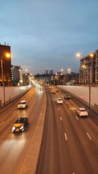 Вечная "артерия" города.