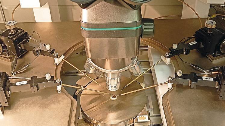    НАДЕЖДА ДМИТРИЕВА Образцы энергонезависимой памяти для «компьютерной революции» уже созданы, идет отработка их физических характеристик