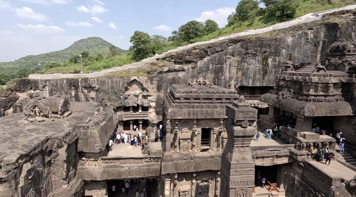храм Кайласанатха в пещерном городе Эллоры, Индия (штат Махараштра)