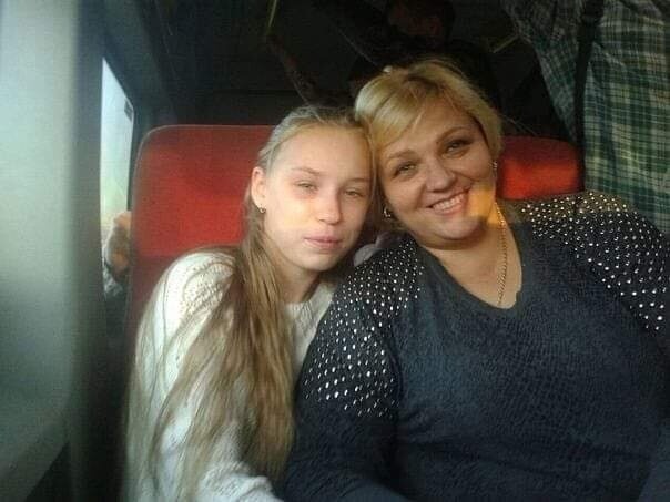 Маша с приемной мамой Александрой