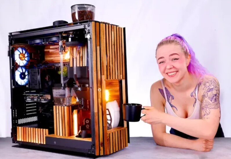 Ютубер с ником Nerdforge представила своё последнее творение: полностью функциональный ПК, интегрированный с кофемолкой и обжарщиком зёрен.