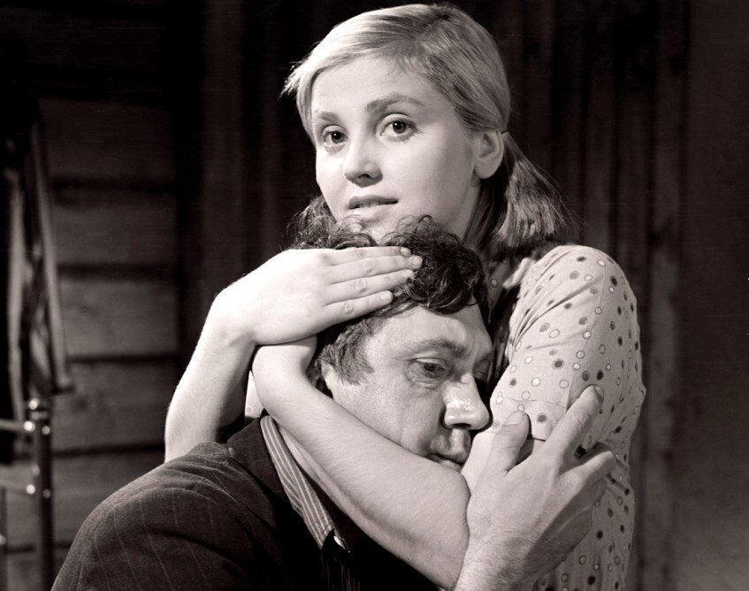 Инна Гулая в фильме "Когда деревья были большими" (1961).