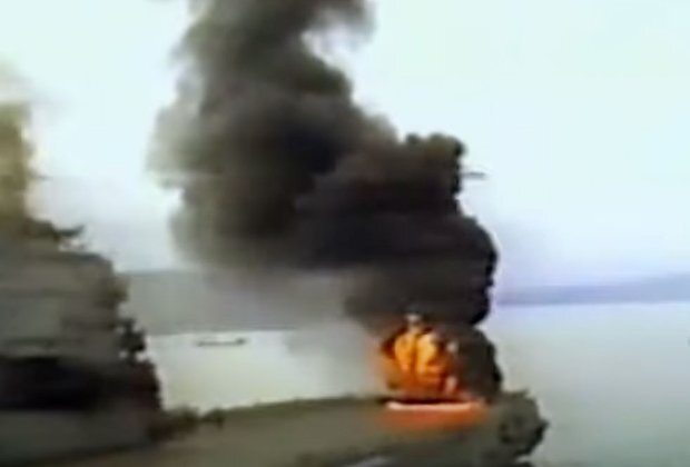    Кадры видеозаписи аварии Як-141 5 октября 1991 года, снятые с вертолета. Кадр: Discovery Channel Россия / YouTube