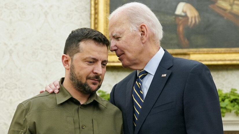     Зеленский и Байден AP Evan Vucci
