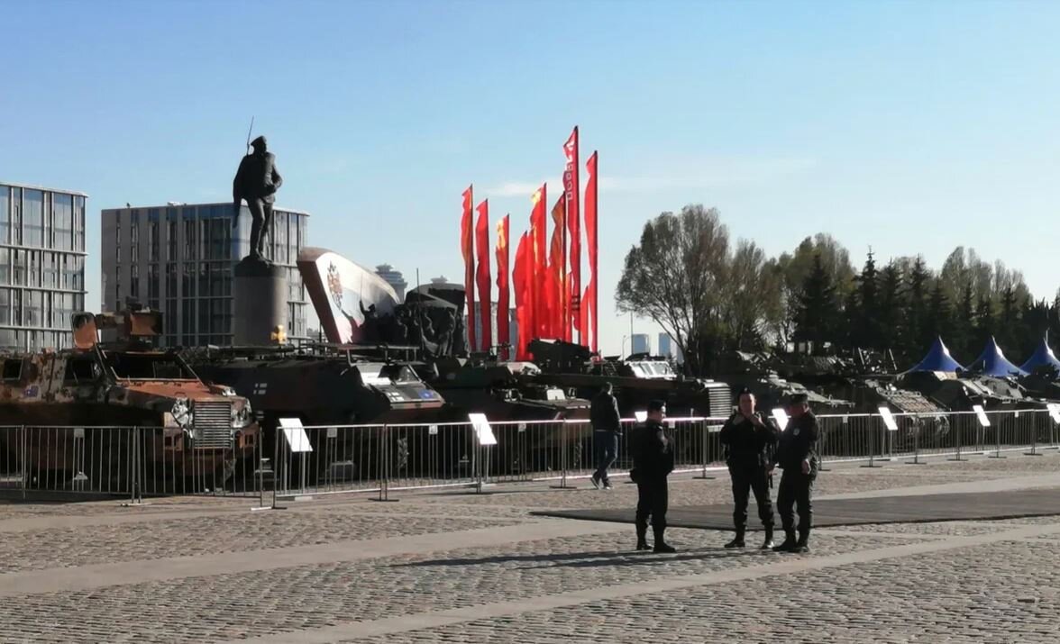 Выставка трофейной техники НАТО на Поклонной.