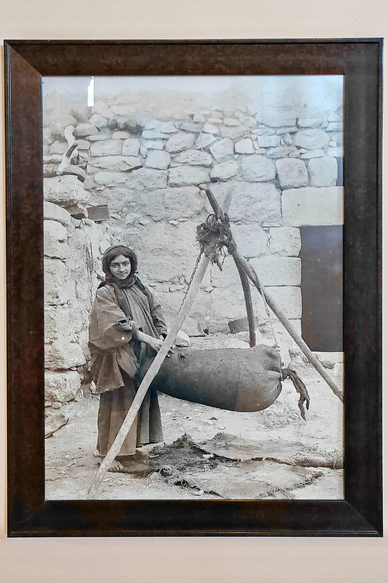 Фото - экспонат иорданского музея "Аль-Хакайя"
