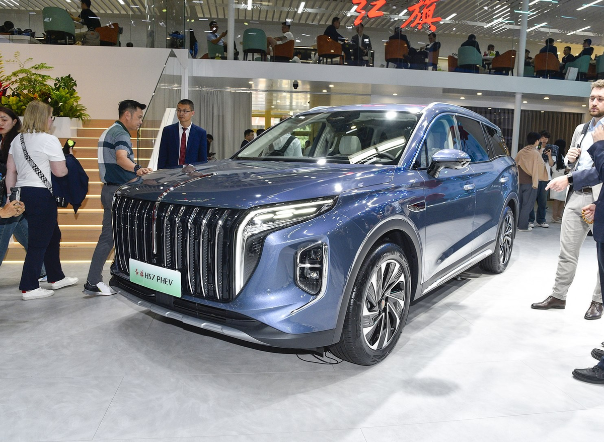 Hongqi HS7 PHEV 