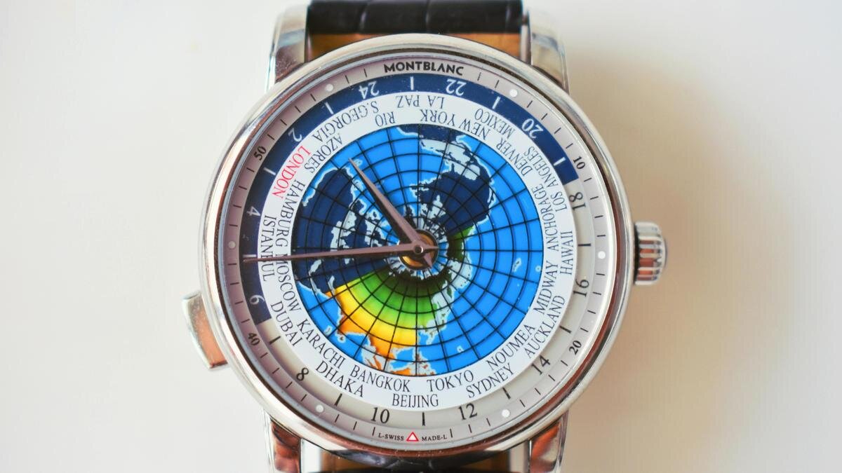    Аналоговые часы:Pexels