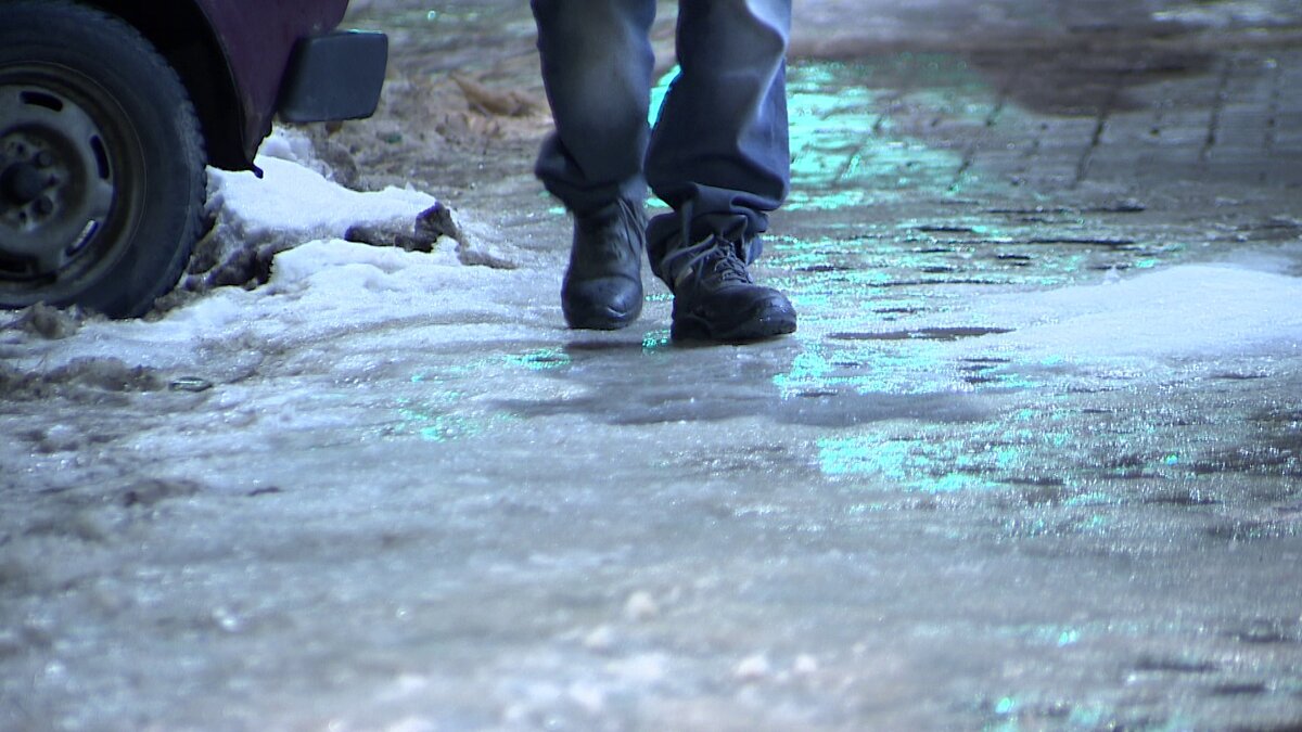 Фото: https://diabetis.ru/chelovek/padaet/na-ldu