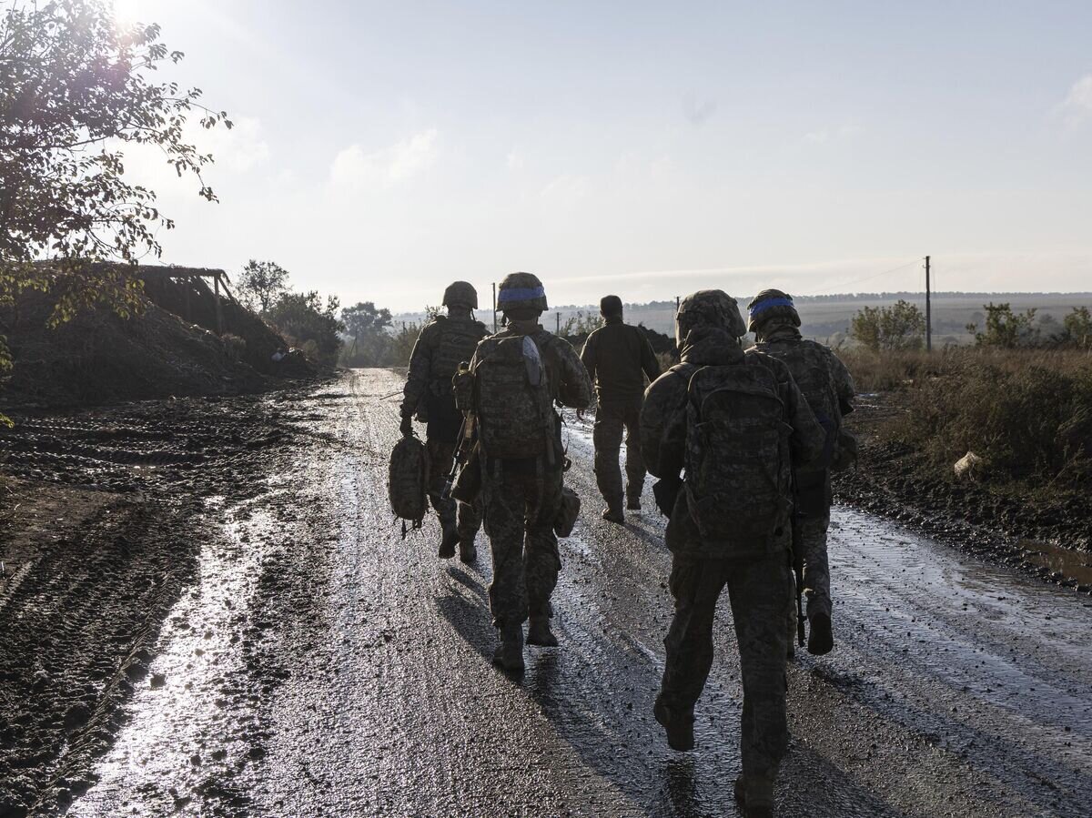    Украинские военнослужащие© AP Photo / Alex Babenko