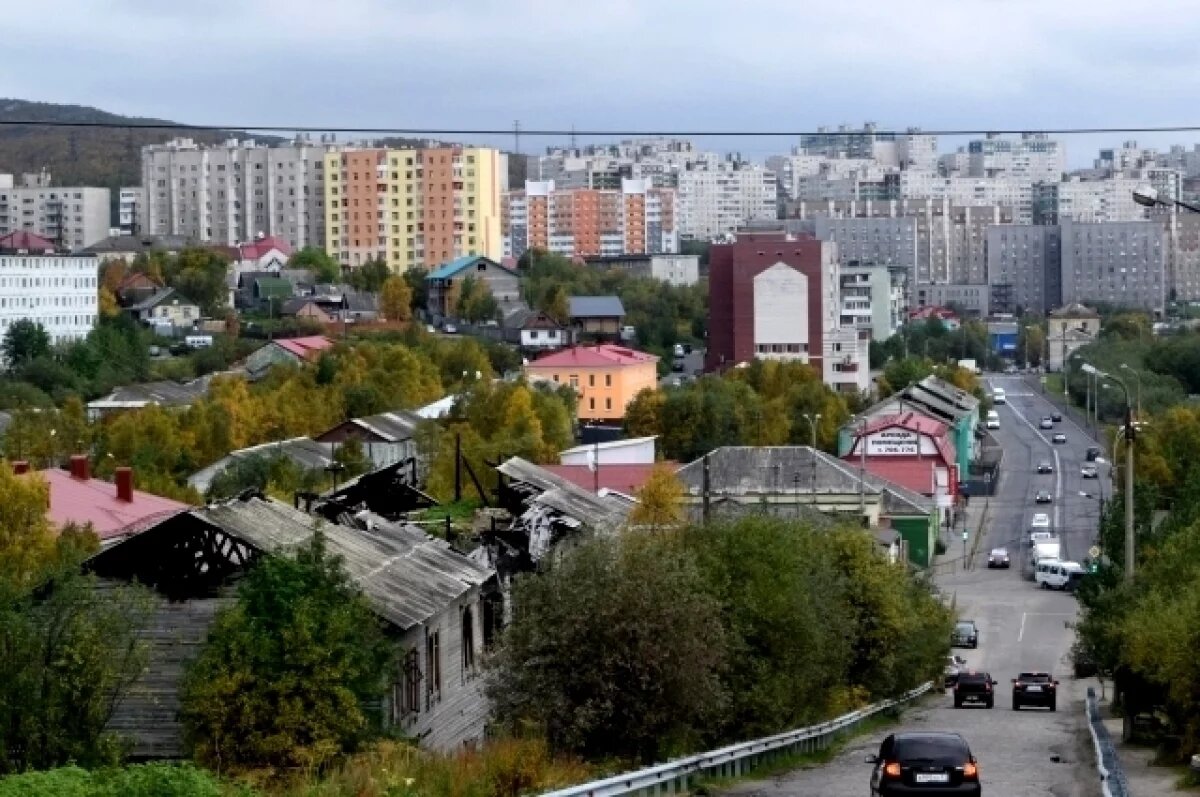 В Мурманске снесли первые три «деревяшки» | АиФ-Мурманск | Дзен