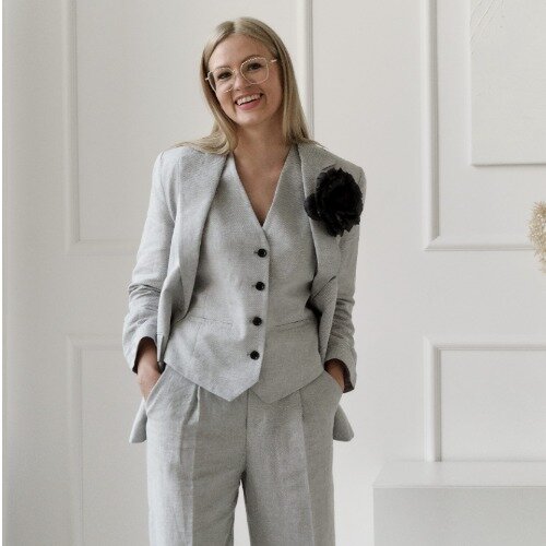 Юлия Романов