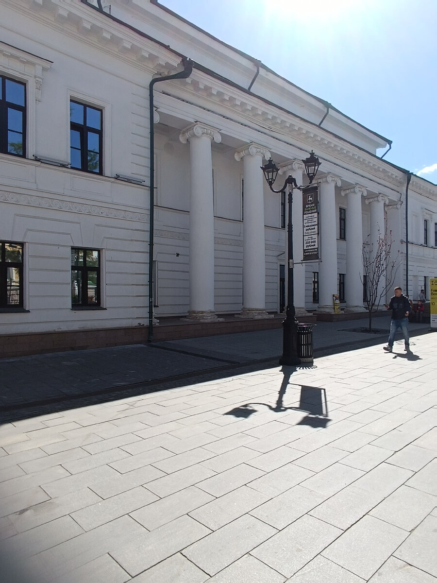 Театральная площадь, трамвай, фотовыставка- продолжаем прогулку🏤🚋 |  Ленкины дни🛍 | Дзен