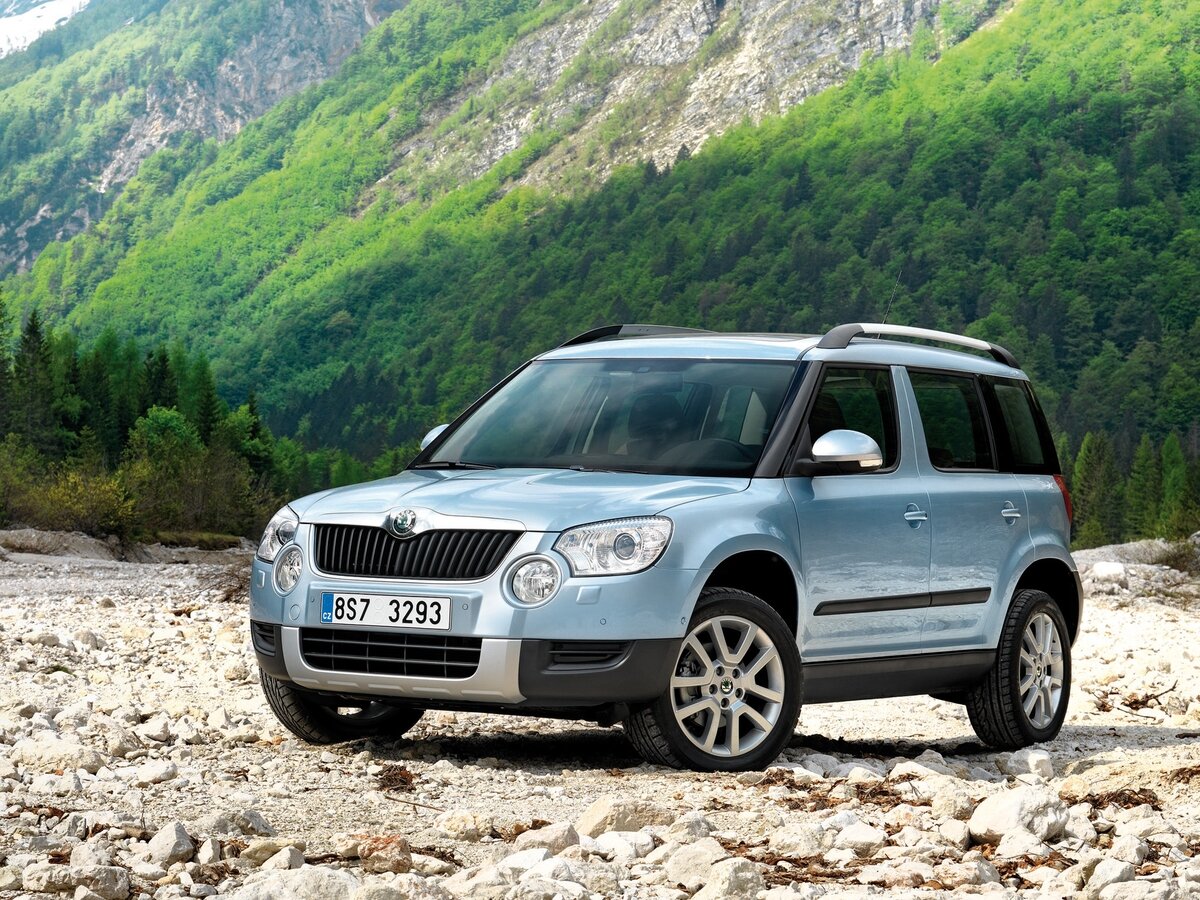 Дорестайлинговый Skoda Yeti