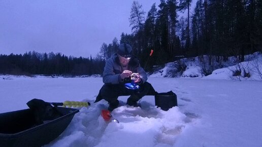 РЫБАЛКА В ДЕКАБРЕ НА РЕКЕ БЕЛАЯ ХОЛУНИЦА.