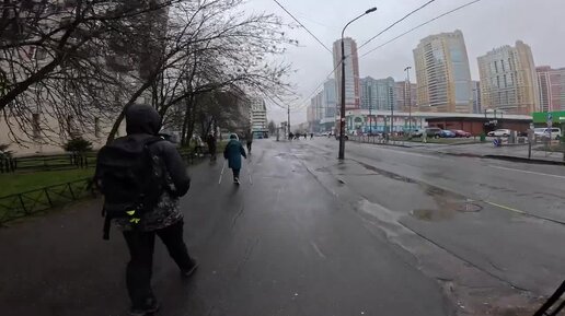 Прогулка по дождливым улицам Санкт-Петербурга