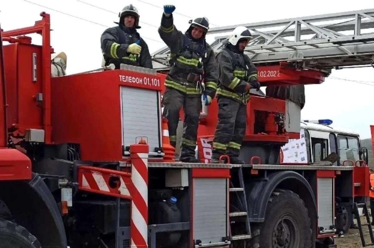    Парфенчиков поздравил пожарных Карелии с профессиональным праздником