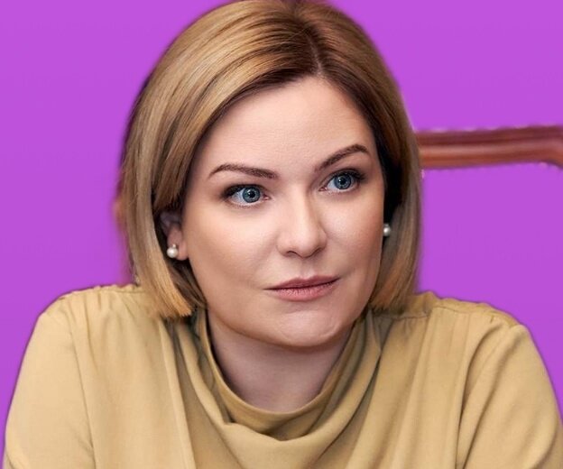 О.Любимова.