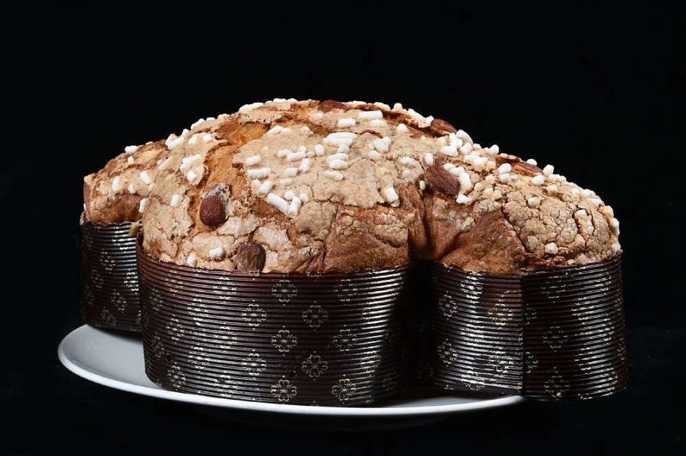    Кулич пасхальный Фото: istockphoto.com/ FRANCESCO VIGNALI