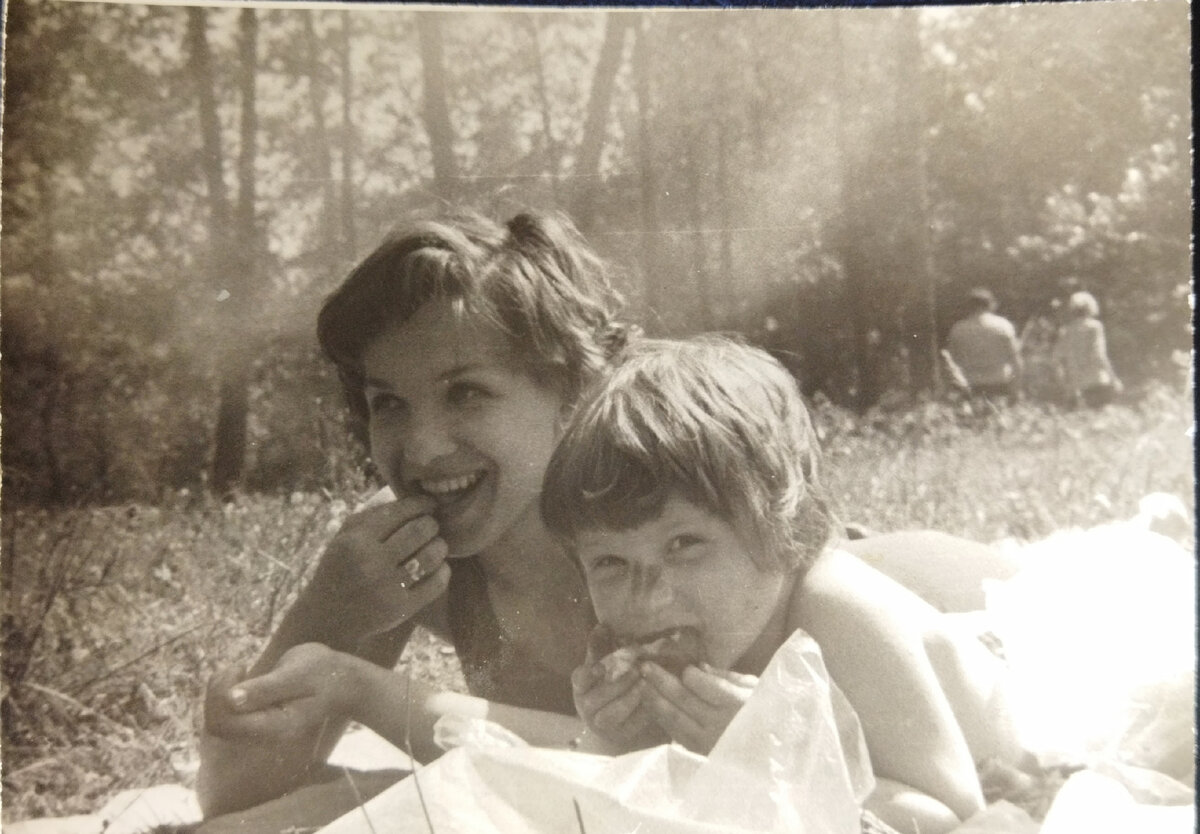 И тут - я 😁 с мамой