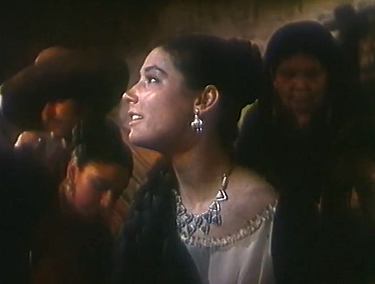 Кадр из кинофильма " Мексиканец", 1955 г., режиссер Владимир Каплуновский, сценарист Эмиль Брагинский, композитор Михаил Чулаки (скриншот)