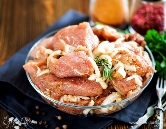 Как приготовить маринад для шашлыка на основе воды — мясо можно будет жарить уже через 10 минут