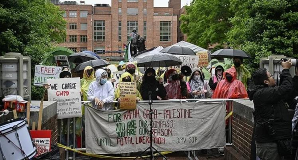 Ведущие университеты США охвачены протестами: студенты требуют от Вашингтона прекратить поддержку Израиля, а от Израиля – прекратить войну с ХАМАСом.