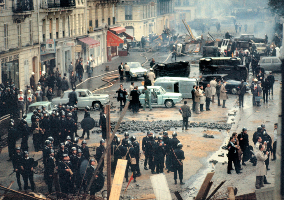 В мае 1968 года студенты разнесли пол-Парижа