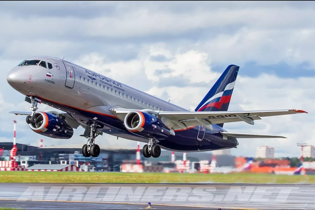 в настоящий момент выведен из эксплуатации ПАО Аэрофлот из за происшествия в 2019 году и передан дочерней АК "Россия"